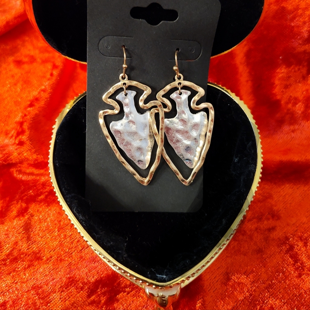 Vintage Two-tone Arrowhead Shaped Fish Hook Earrings Gently Pre-loved
